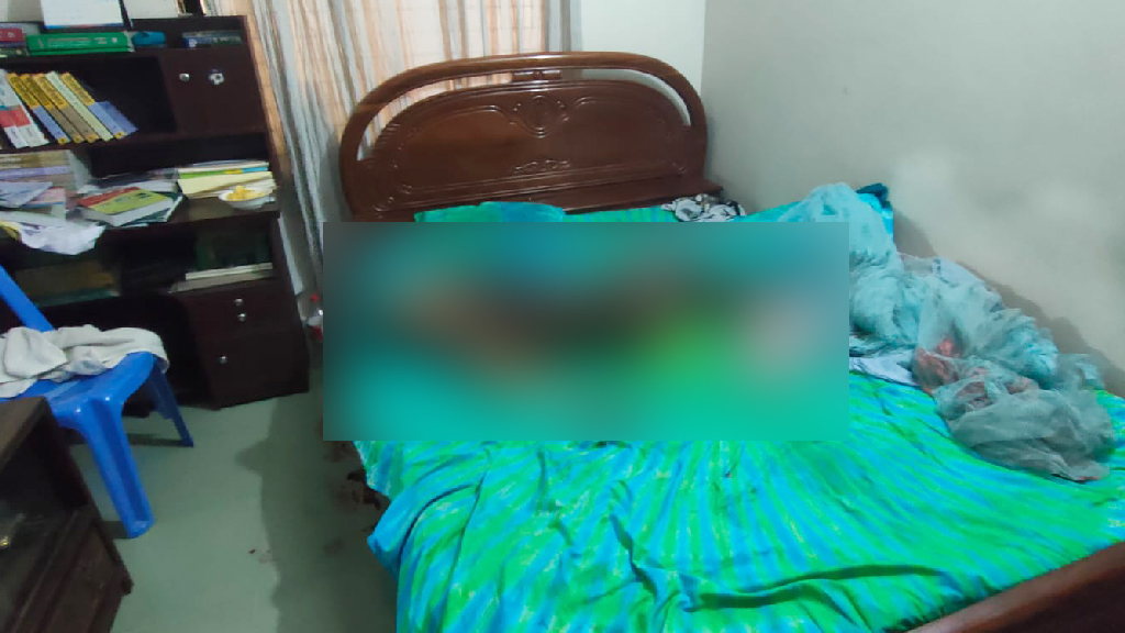 ঘরে ঢুকে নারীকে ছুরিকাঘাতে হত্যার পর সাবেক স্বামীর আত্মহত্যা