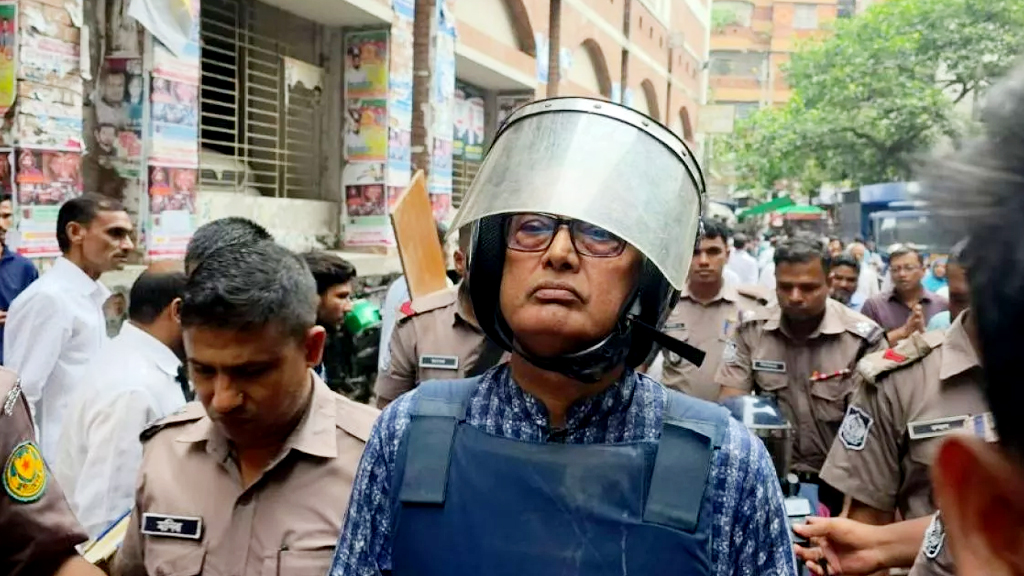 হত্যা মামলায় গ্রেপ্তার সাবেক এমপি নবী