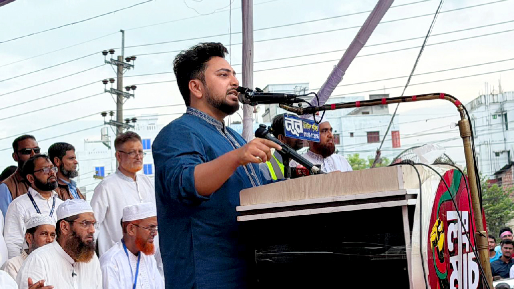 গণভোটের রায় বাস্তবায়ন, তেল-গ্যাস সংকট নিরসন না করলে ক্ষমতায় থাকতে পারবেন না: নাহিদ