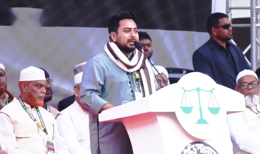 ২০০০ টাকার ফ্যামিলি কার্ড নিতে ১ হাজার টাকার ঘুষ লাগবে না তো—প্রশ্ন নাহিদের