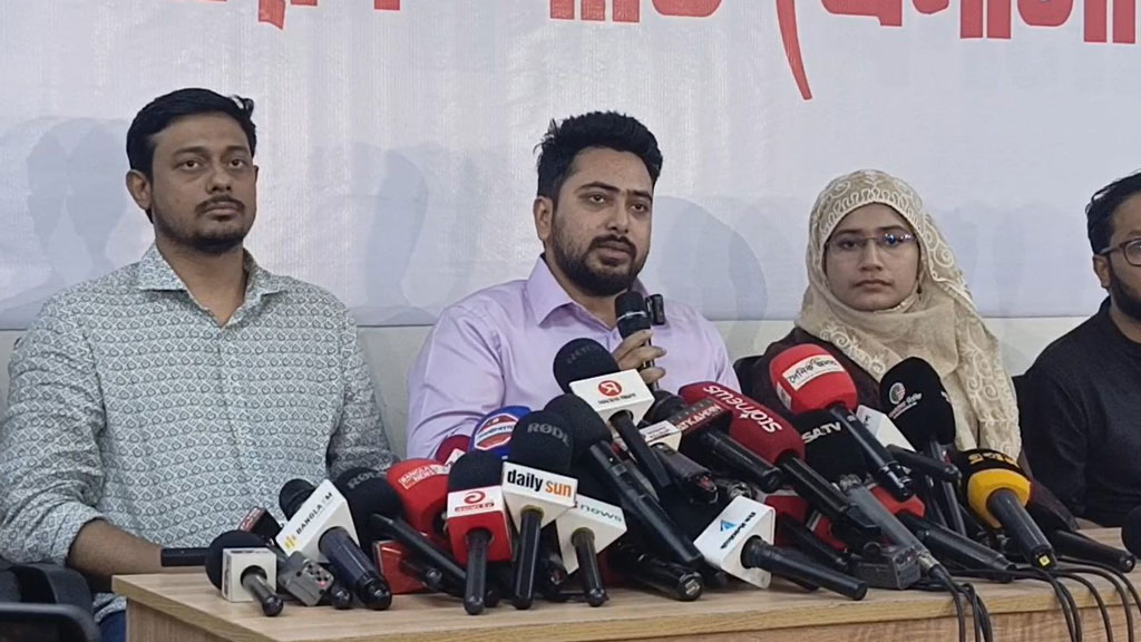 গণ-অভ্যুত্থানের দাবি বাজেটে উপেক্ষিত: নাহিদ ইসলাম