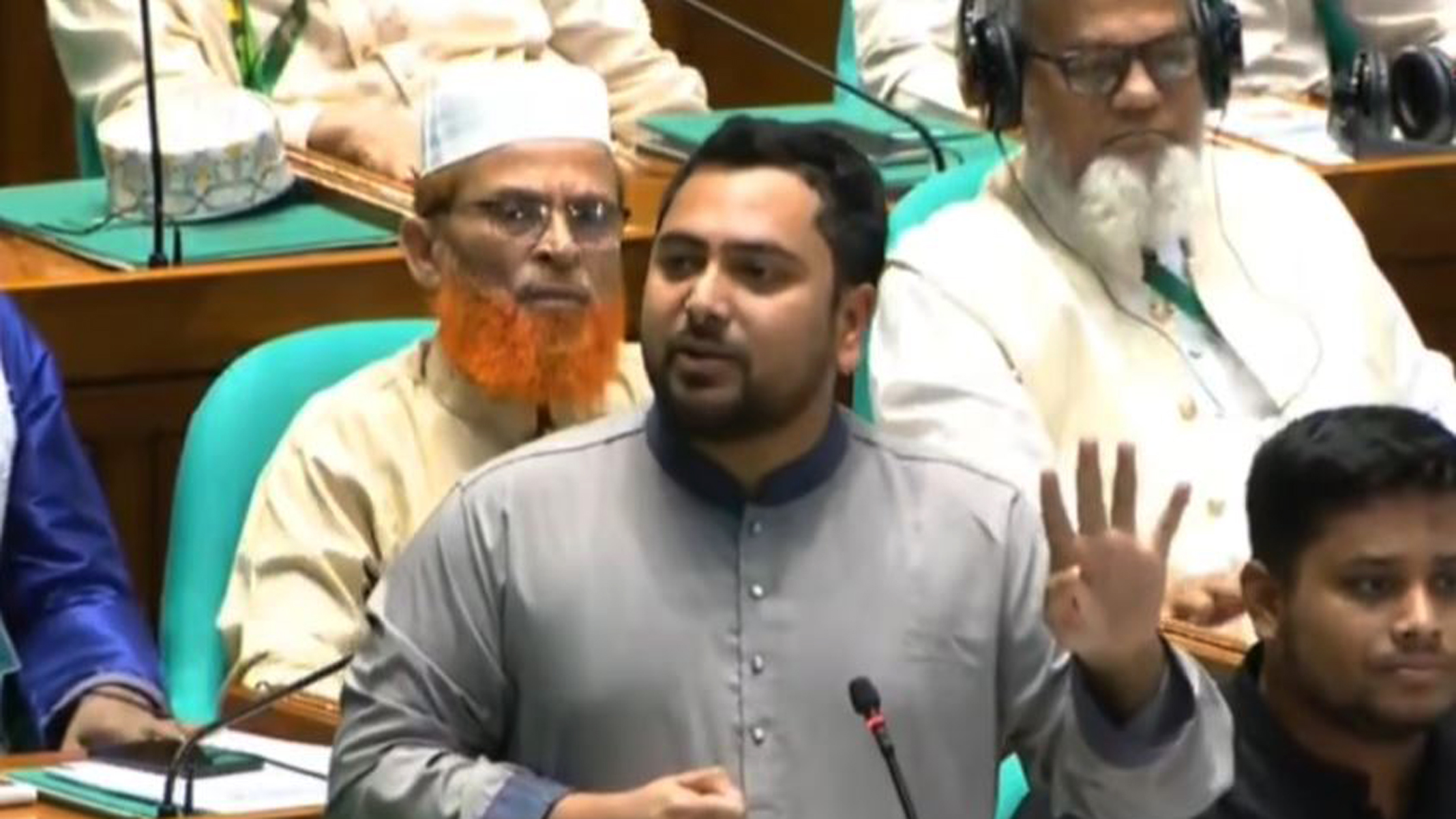 গণহত্যার দোসর এখনো দেশের রাষ্ট্রপতি: সংসদে নাহিদ