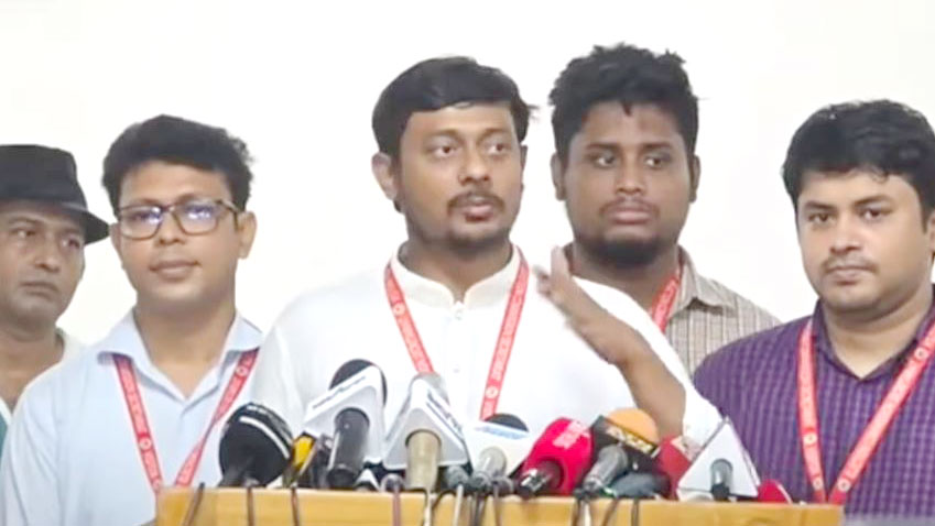 ইসিকে সামরিক ও দলীয় উর্দি পরা মেরুদণ্ডহীন কমিশন বললেন এনসিপির নাসীর