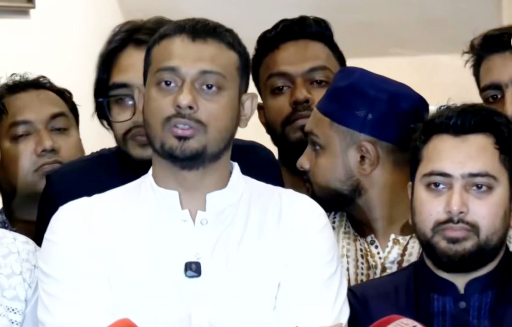 আমরা মাঠে গিয়ে ‘মব’ করতে পারব না: নাসীরুদ্দীন পাটওয়ারী
