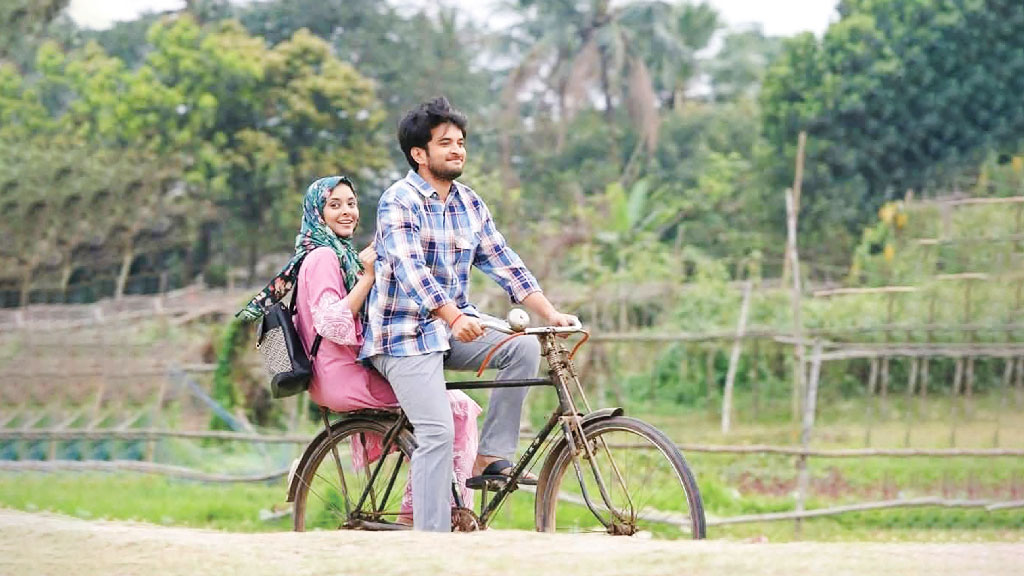 সমালোচনার মুখে সরিয়ে ফেলা হলো নাটক, ক্ষমা চাইলেন নির্মাতা ও অভিনেতা
