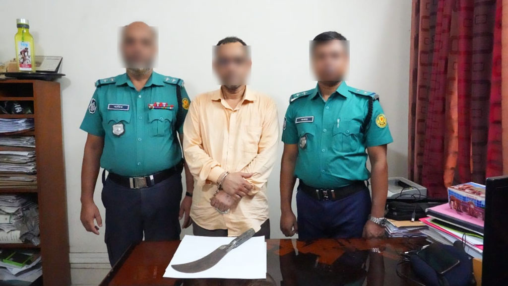 পরকীয়া সন্দেহে স্ত্রীকে হত্যা করে লাশ ফ্রিজে রাখেন নজরুল: পুলিশ