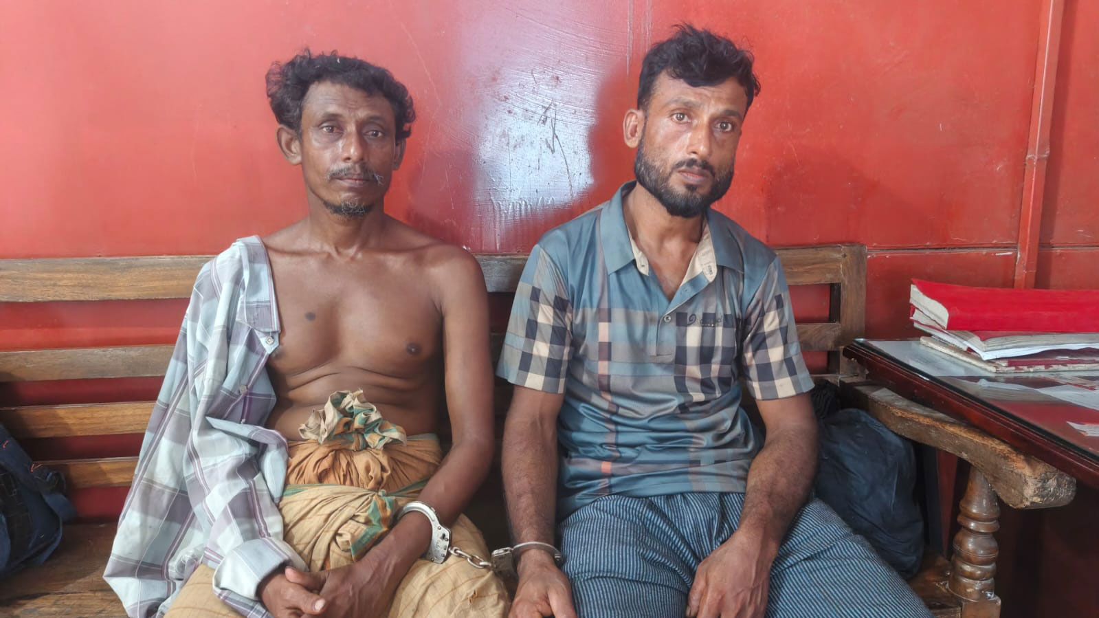 নেছারাবাদে ২২০ কেজি হরিণের মাংসসহ দুজন আটক