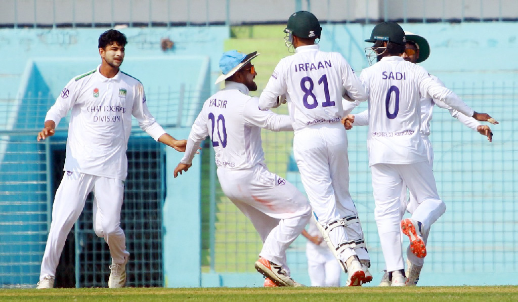 খুলনার পর জিতল চট্টগ্রাম, ড্র হলো বাকি দুই ম্যাচ