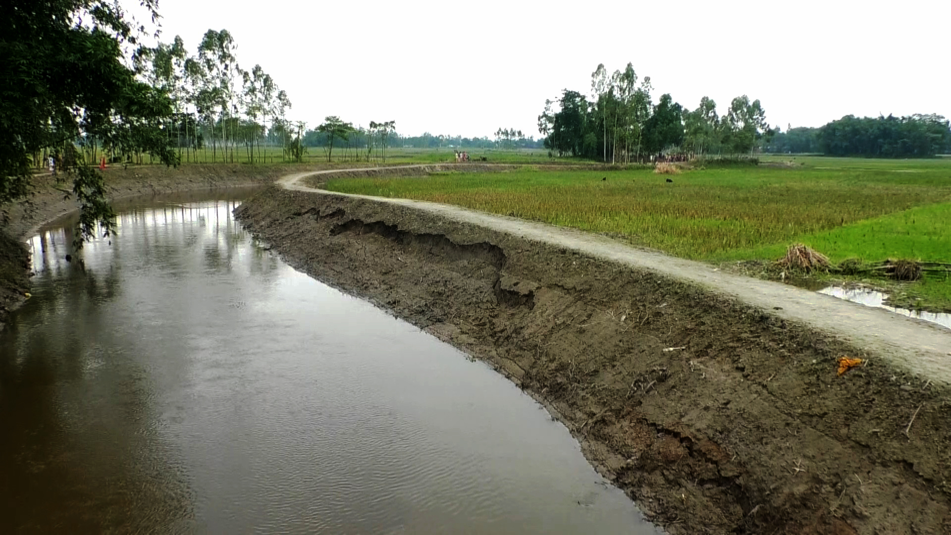 ধাইজান নদীকে ‘খাল’ দেখিয়ে খনন: ৩৯ লাখ টাকা ব্যয়ের বৈধতা নিয়ে প্রশ্ন