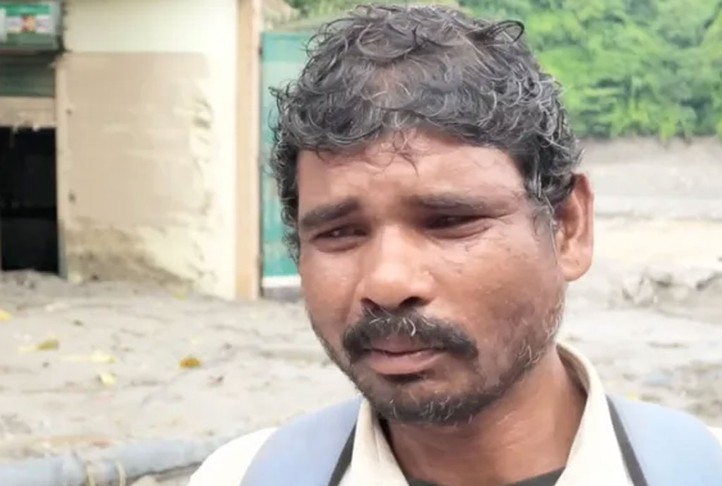 নেপালে ছেলের খোঁজে ১৬০০ টাকা ধার করে দিনের পর দিন হাঁটছেন বাবা