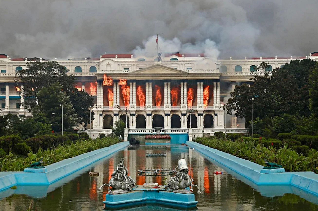 কণ্ঠরোধ মানেই রাজনৈতিক আত্মহত্যা