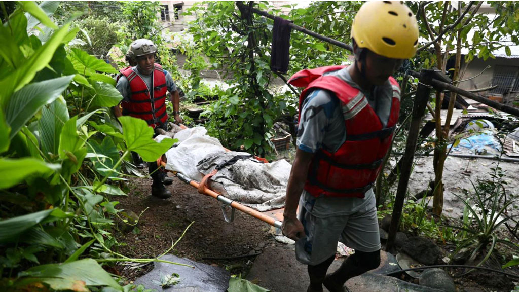 বন্যা নেপালে—নিখোঁজ স্বজনদের খোঁজ ও উৎকণ্ঠা বিশ্বজুড়ে