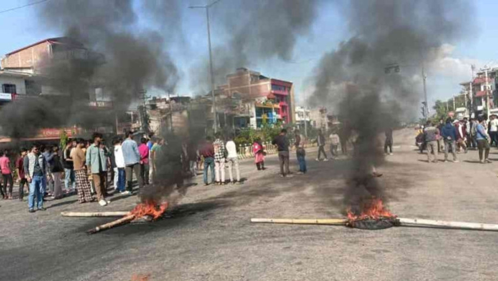 নেপালের রাজপথে ফের জেন-জি বিক্ষোভ, কারফিউ জারি