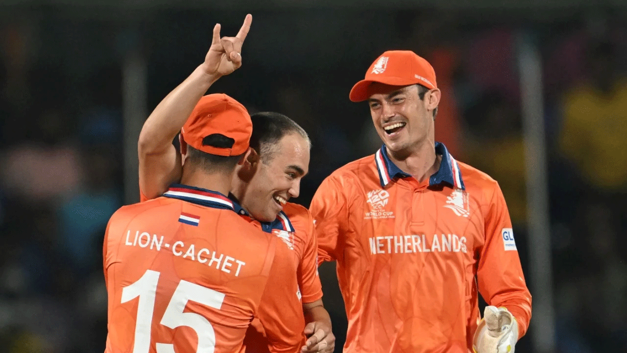 যুক্তরাষ্ট্রের কাছে হেরে বাংলাদেশের কথা স্মরণ করলেন নেদারল্যান্ডসের কোচ