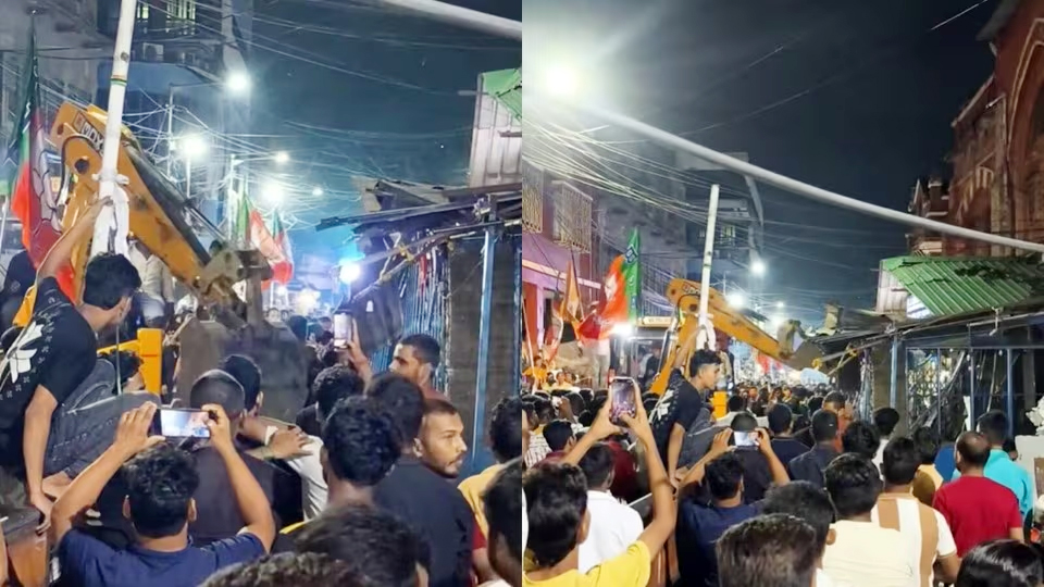পশ্চিমবঙ্গেও এল বুলডোজার সংস্কৃতি: গুঁড়িয়ে দেওয়া হলো মাংসের দোকান ও তৃণমূল কার্যালয়