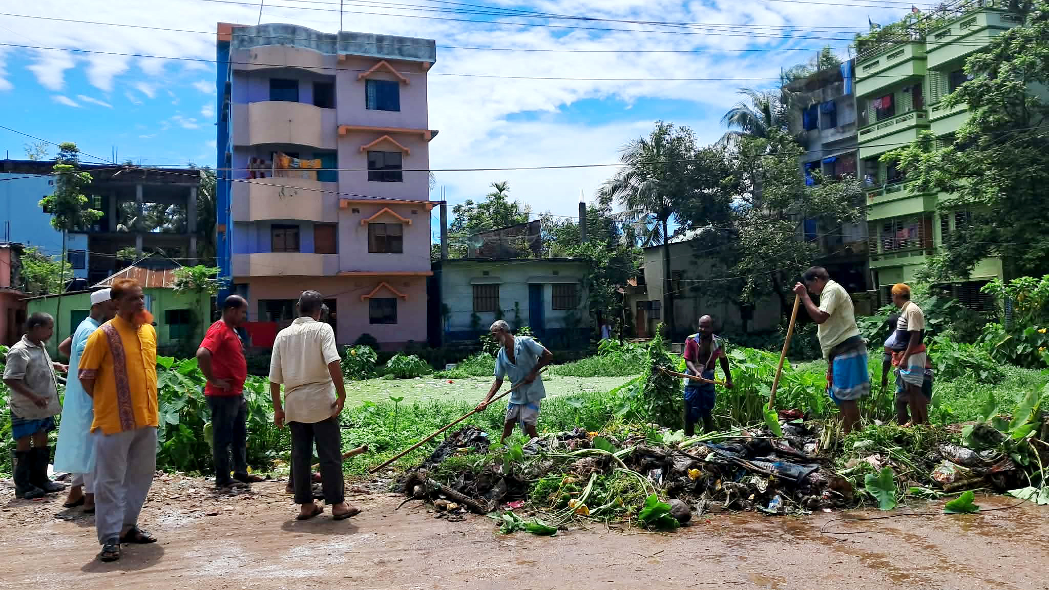 ১৭ বছর পর কিশোরগঞ্জের নগুয়া সরকারি পুকুরে সংস্কারকাজ শুরু