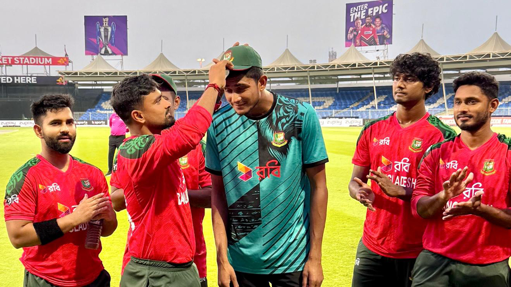 আমিরাতকে ২০৬ রানের লক্ষ্য দিয়েছে বাংলাদেশ