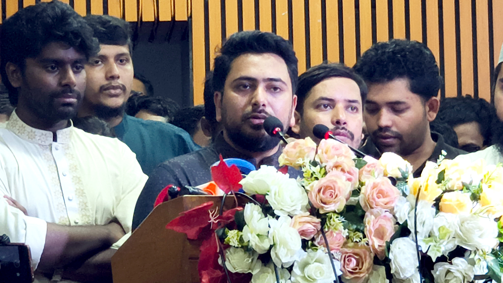 ভারত-আমেরিকার আধিপত্য মেনে নেব না: নাহিদ ইসলাম