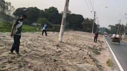 প্রধানমন্ত্রীর রংপুর সফর ঘিরে প্রস্তুতি, বালুচাপা দেওয়া হলো ময়লার ভাগাড়