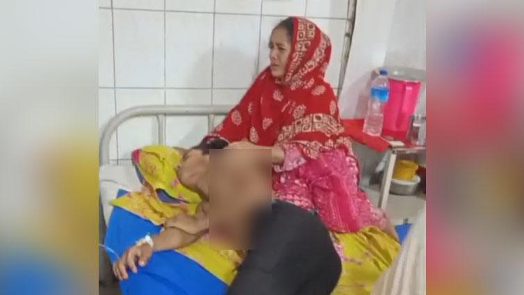 বৌভাতের খাবার খেয়ে কনেপক্ষের ৭ জন অসুস্থ, হাসপাতালে ভর্তি