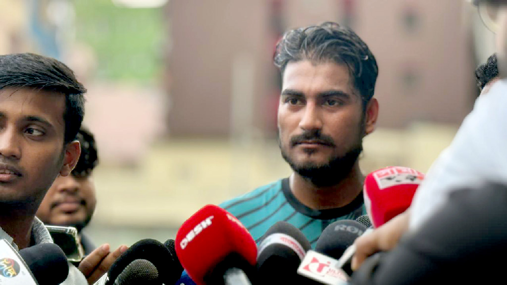 পাকিস্তানের বিপক্ষে নিজেদের এগিয়ে রাখলেন নাঈম