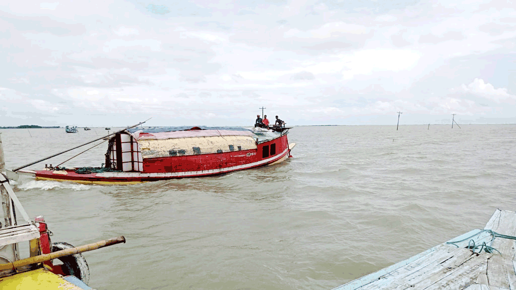 শ্রাবণে ঘুরে আসুন নিকলী-মিঠামইন হাওর
