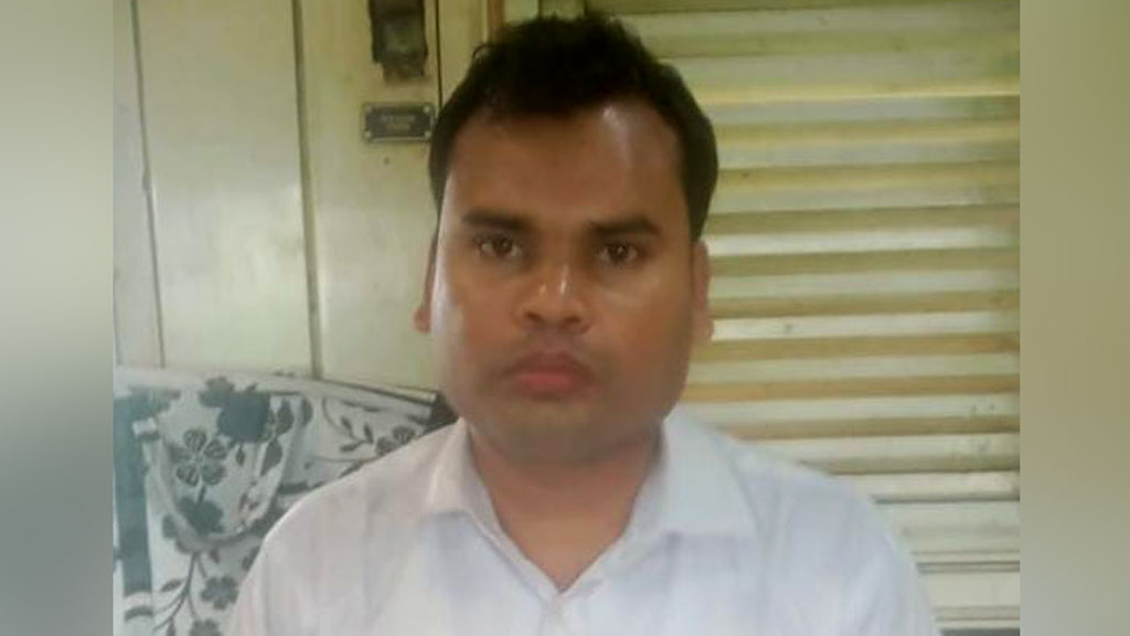 কমলাপুরে ট্রেনের শৌচাগারে যাত্রীকে ধর্ষণের অভিযোগ, রেলের কর্মচারী আটক