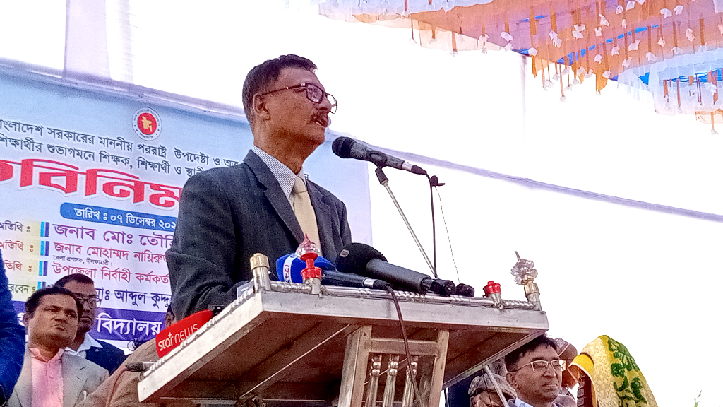 বাংলাদেশ এখন অস্থির সময় পার করছে: পররাষ্ট্র উপদেষ্টা