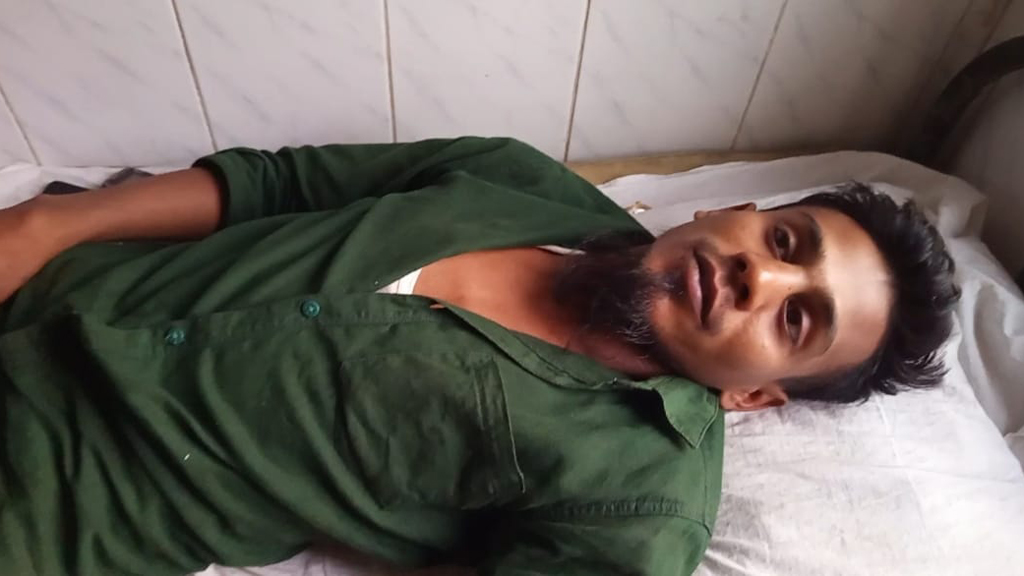 চাঁদা না দেওয়ায় ঠিকাদারকে পিটিয়েছেন ইউএনও-এসি ল্যান্ডের গাড়িচালক, থানায় অভিযোগ