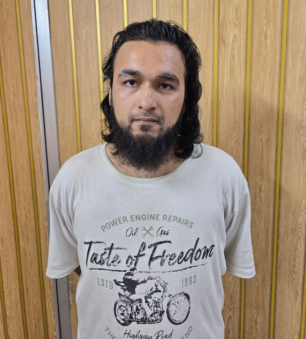 গ্রেপ্তার মাঈনুল আহসান নোবেল। ছবি: সংগৃহীত
