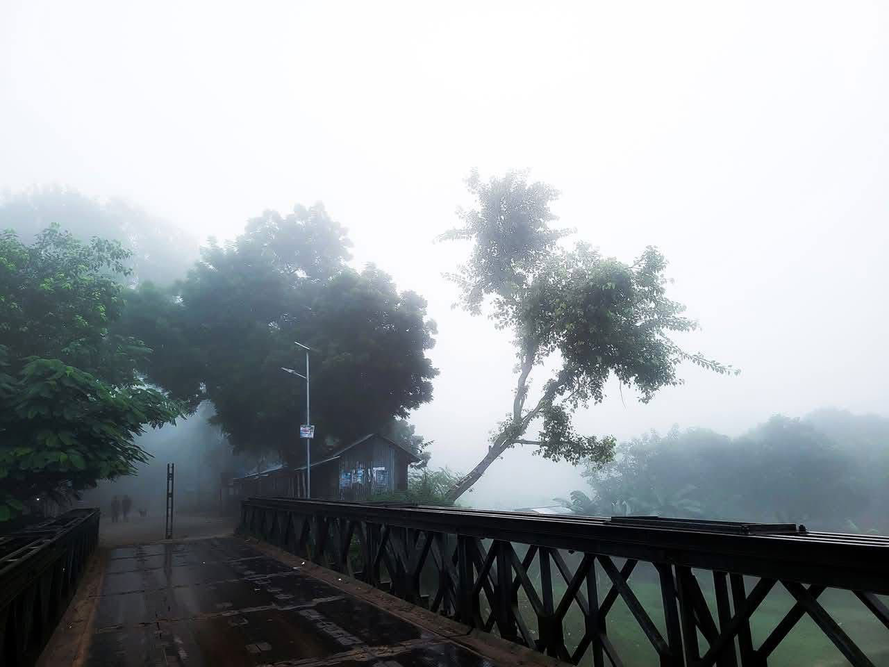 নওগাঁয় শীতের প্রথম ধাক্কা, পারদ নেমেছে ১৪.৯ ডিগ্রিতে