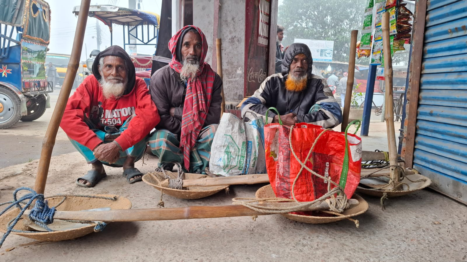 শীতের চেয়েও কাজ না পাওয়ার কষ্ট বেশি