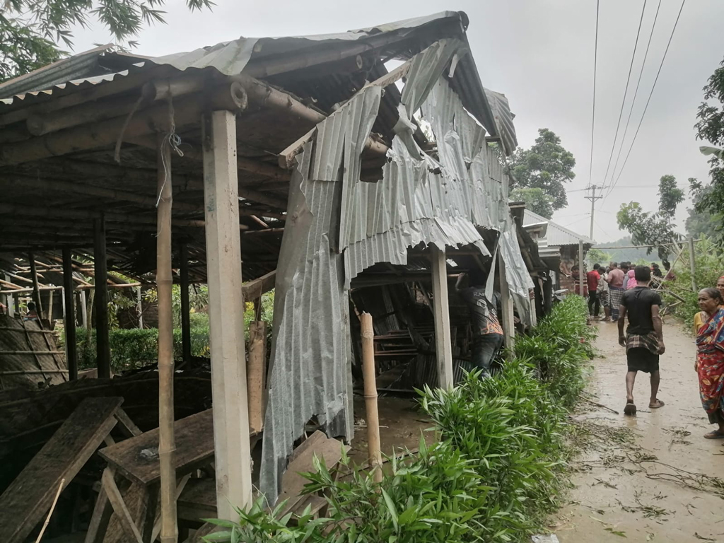 জামায়াত নেতার বিরুদ্ধে স্কুলছাত্রীকে ধর্ষণচেষ্টার অভিযোগ, শিক্ষাপ্রতিষ্ঠানে ভাঙচুর-অগ্নিসংযোগ