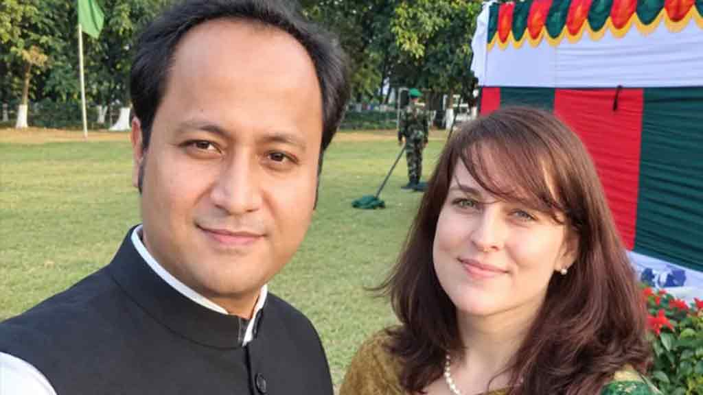 সাবেক মন্ত্রী নওফেলের স্ত্রী ইমা ক্লেয়ার বার্টনের দেশত্যাগে নিষেধাজ্ঞা