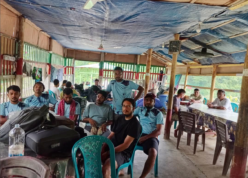 বান্দরবানে ভারী বর্ষণ: থানচির বিভিন্ন এলাকা থেকে আটকে পড়া শতাধিক পর্যটক সদরে