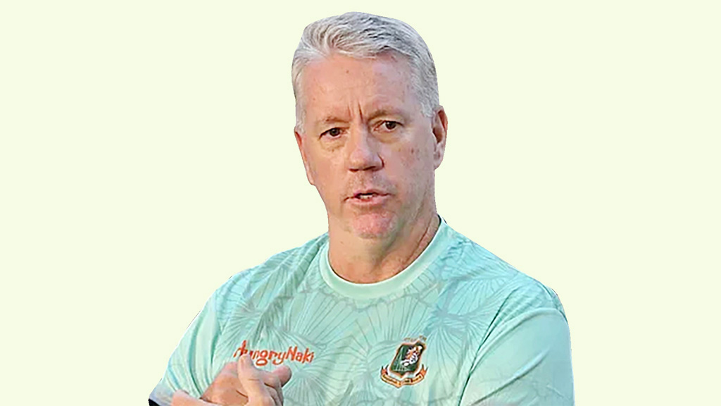 ক্রিকেটারদের সামাজিক মাধ্যম এড়িয়ে চলতে বলছেন বাংলাদেশের সাবেক কোচ