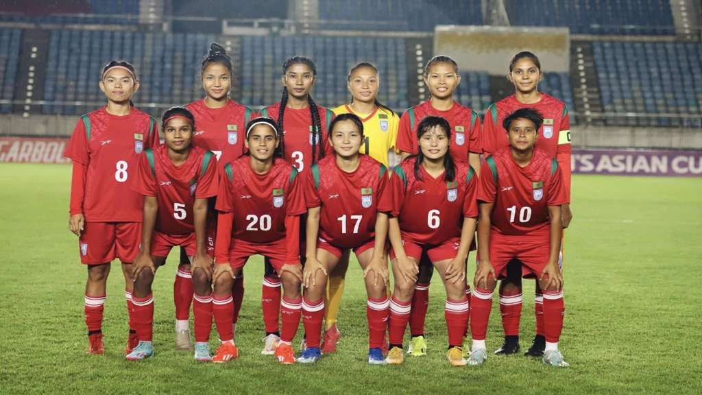 মালয়েশিয়ার বিপক্ষে পিছিয়ে থেকে বিরতিতে বাংলাদেশ