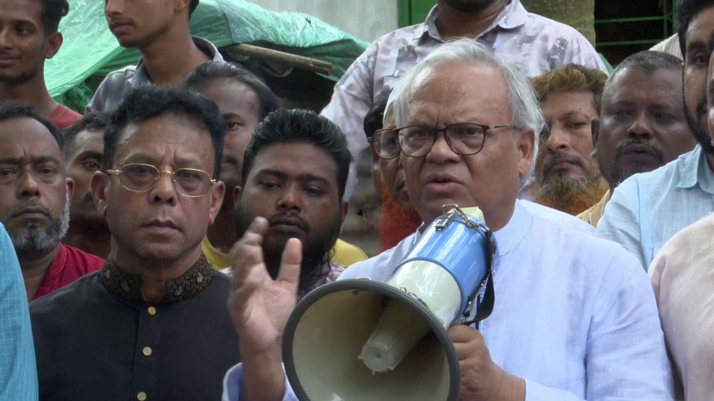 শহীদ পরিবারগুলোর পাশে দাঁড়াতে পারেনি সরকার: রিজভী