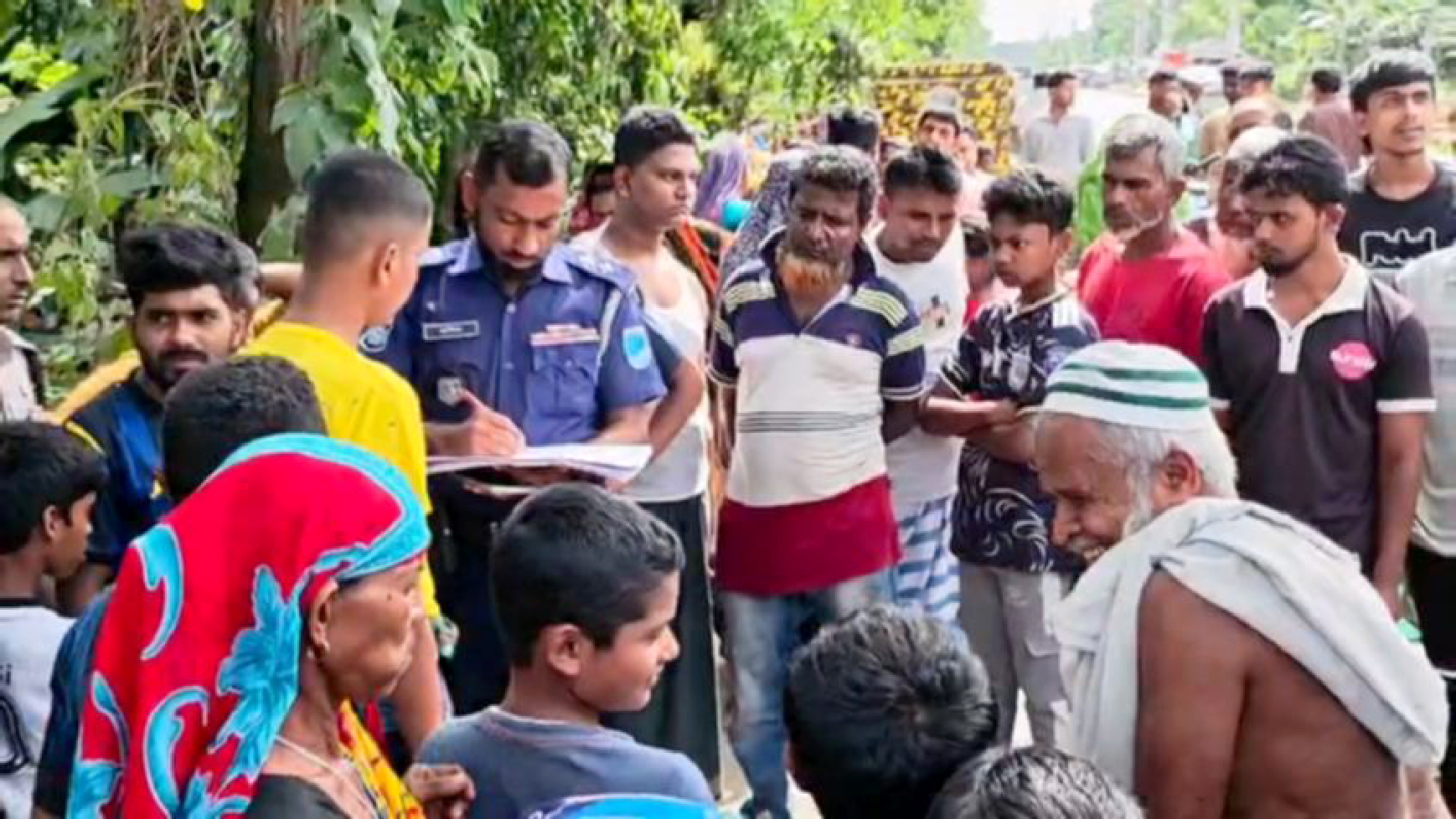 নরসিংদীতে অটোরিকশা ও কাভার্ড ভ্যানের সংঘর্ষে ২ যাত্রী নিহত