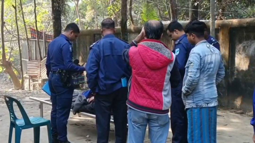 নরসিংদীর পলাশে তাঁতশ্রমিকের রক্তাক্ত মরদেহ উদ্ধার