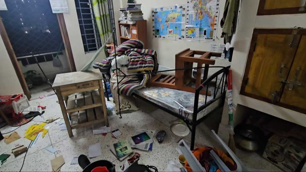 ছাত্রদলের বিরুদ্ধে তোলারাম কলেজ ছাত্রাবাসে ভাঙচুর-লুটপাটের অভিযোগ