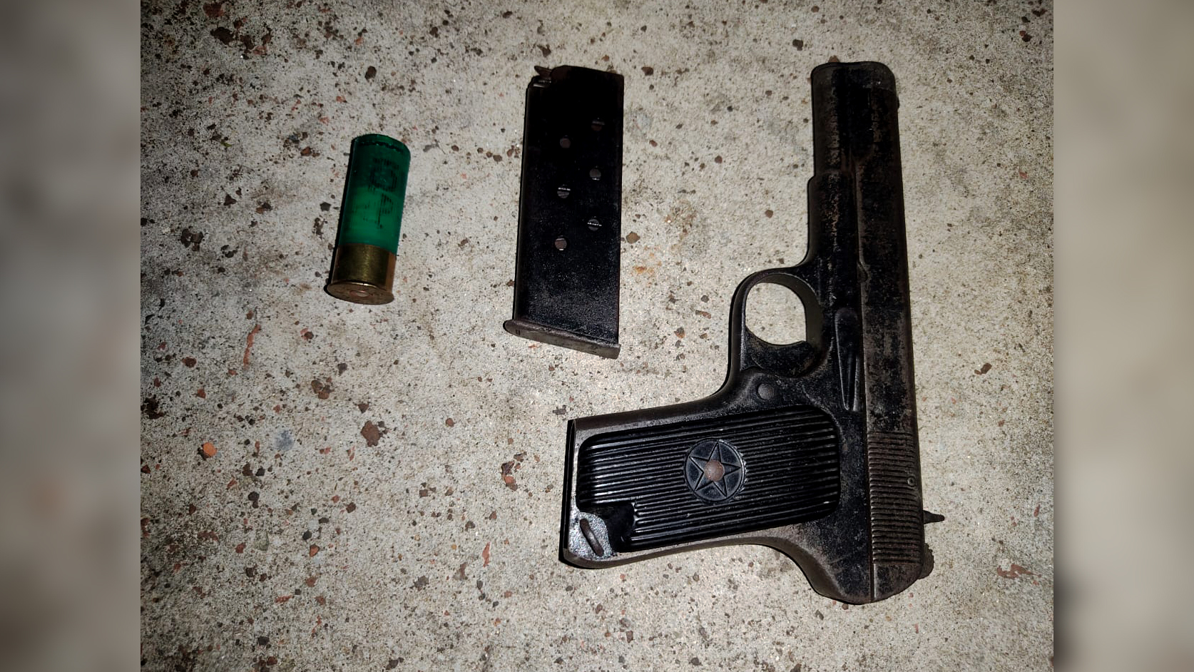 থানা থেকে লুট হওয়া অস্ত্র উদ্ধার