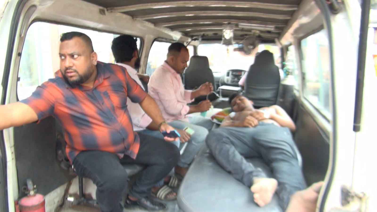 ঝুট ব্যবসার নিয়ন্ত্রণ নিয়ে বিএনপির দুই পক্ষের সংঘর্ষ, গুলিবিদ্ধ ১