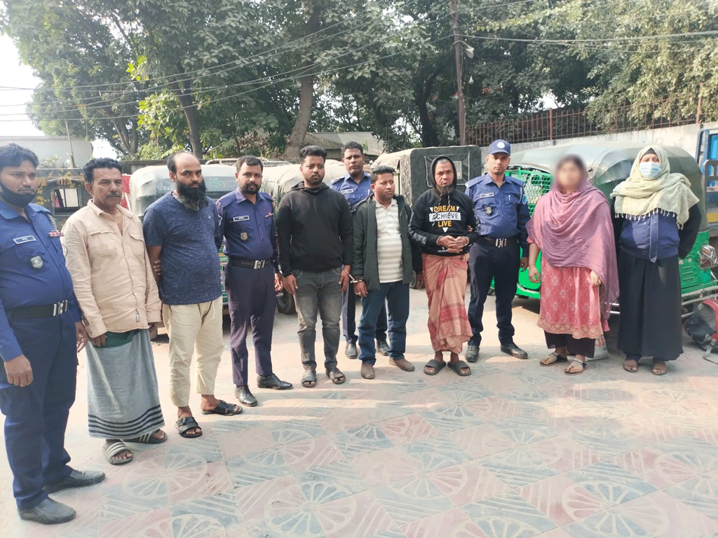 পরকীয়ার জেরে খুন হন সুমন খলিফা, স্ত্রী-প্রেমিকসহ গ্রেপ্তার ৬