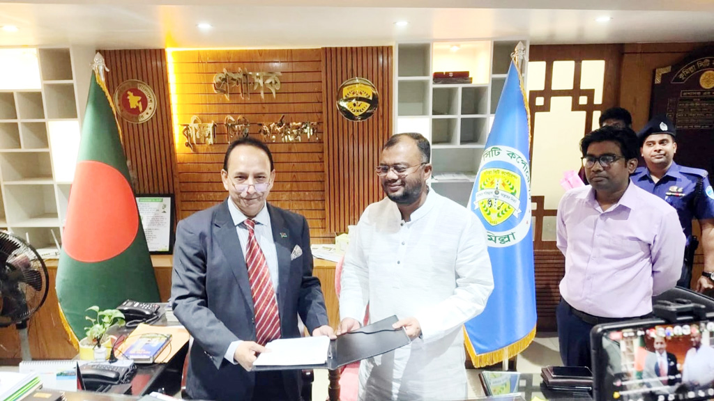 দায়িত্ব নিলেন কুমিল্লা সিটির নতুন প্রশাসক