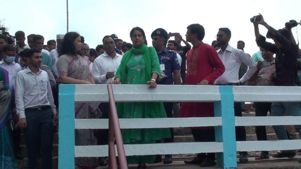 ৫৪ বছরে যেটা করা হয়নি, তা দেড় বছরে সম্ভব নয়: রিজওয়ানা