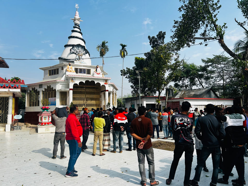 নাটোরে শ্মশান পাহারাদারের হাত-পা বাঁধা লাশ উদ্ধার