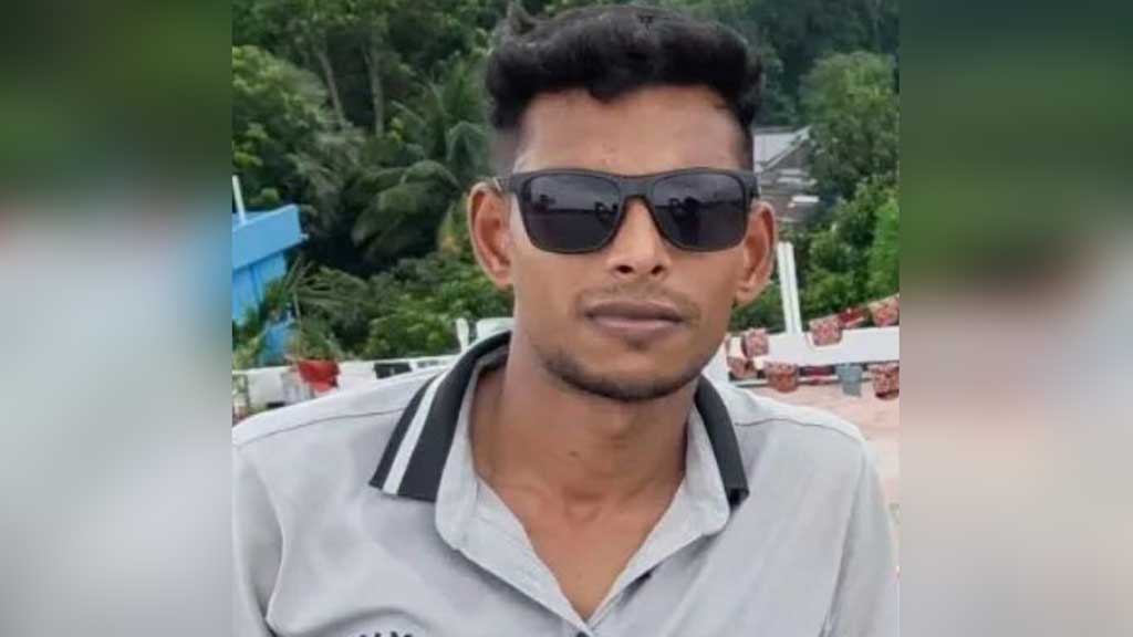 ‘কুত্তা গাড়ি’র ধাক্কায় মোটরসাইকেল আরোহী নিহত