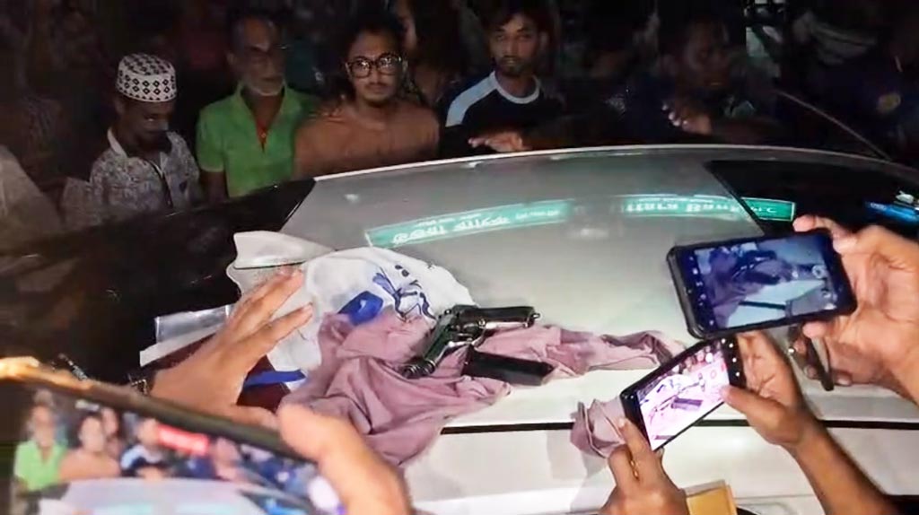 নাটোরে `ফেসবুক হ্যাকার’কে অপহরণকালে আটক ২