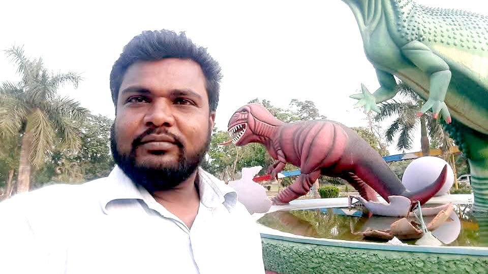 নাটোরে আওয়ামী লীগ নেতাকে পিটিয়ে যুবদল নেতা বহিষ্কার